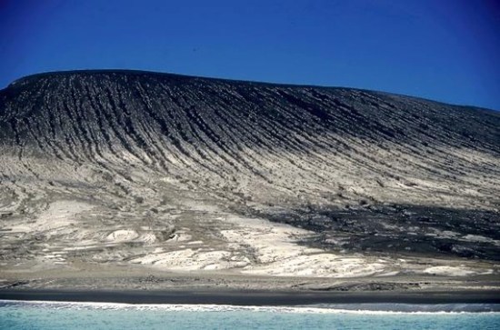 os uma pacifički otok 2